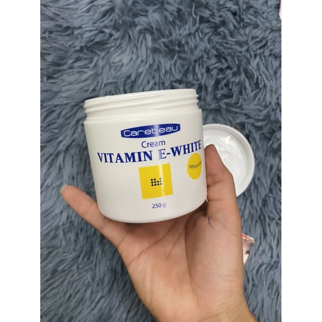 KEM MASSAGE VITAMIN E WHITE 250ML