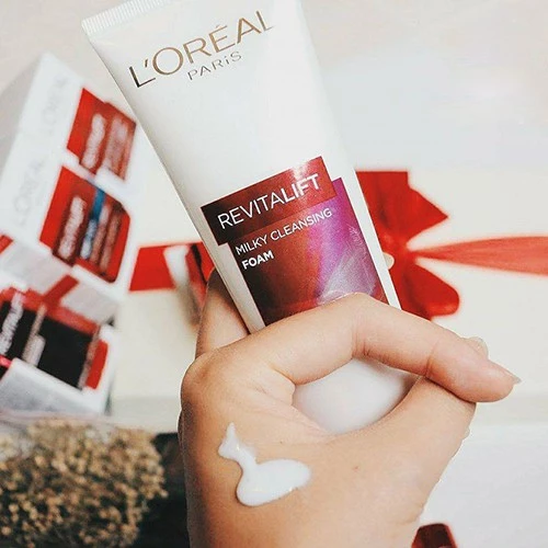 L'Oreal - Sữa rửa mặt L'Oréal Revitalift làm sạch săn chắc da 100ml