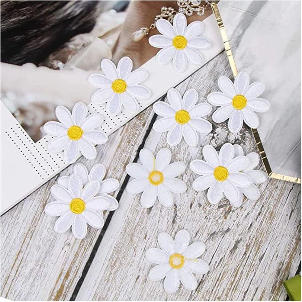 Set 10 miếng vá quần áo dạng ủi/ thêu kiểu dáng bông hoa xinh xắn