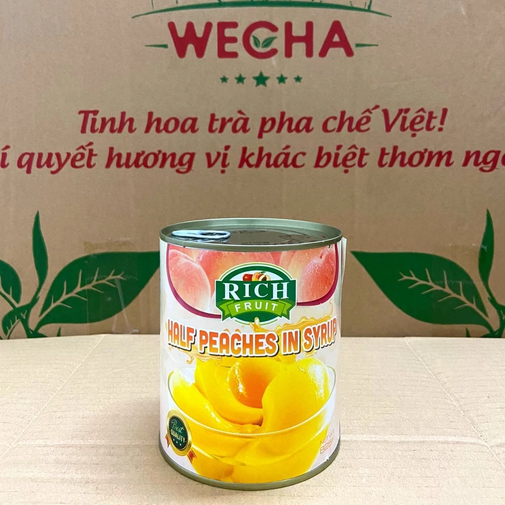 Đào Ngâm Nước Đường Rich Hộp có 8 Miếng 825gram