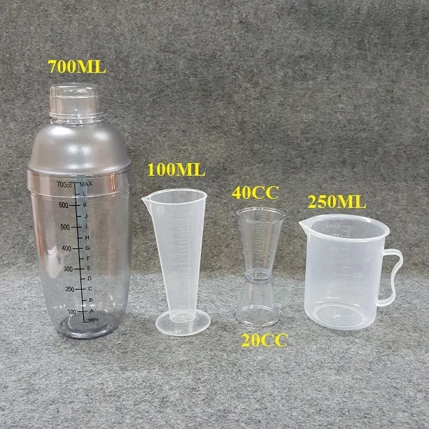 Combo dụng cụ pha chế gồm 1 bình lắc 700ml+1 ly đong nhọn 100ml+1 zig đong 20/40+1 ca đong 250ml