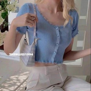 Áo kiểu croptop nút phối ren R55