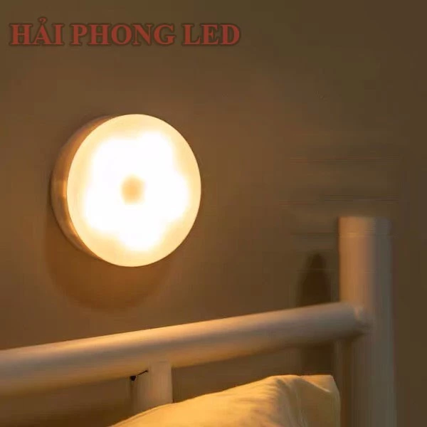 Đèn led đa năng dán tường cao cấp đèn cảm biến thông minh không dây dán tủ quần áo loại 1 dùng pin AAA