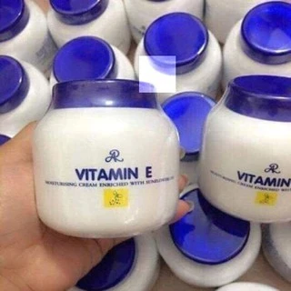 Kem dưỡng ẩm vitamin E[ Hàng thailand Chính Hãng ]