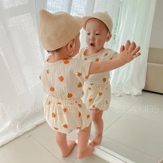 Bộ quần áo cộc tay chất xô muslin cho bé từ 3-10kg mẫu quả cam Tiệm Nhà Bơ