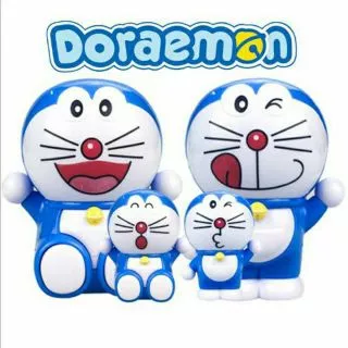 Túi 4 mèo Doraemon trang trí bánh kem trưng bày trong phòng cực xinh