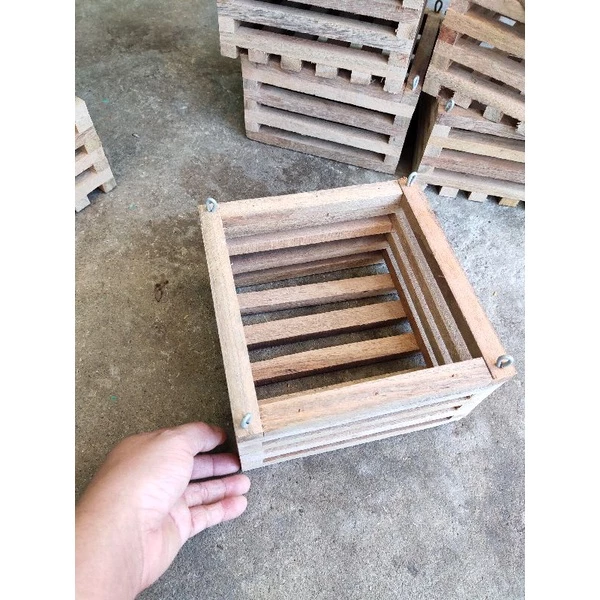 chậu gỗ trồng lan hình vuông 20x20cm