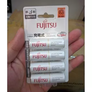 Pin sạc AA Fujitsu 1900mAh vĩ 4 viên made in Japan hàng nội địa Nhật Bản