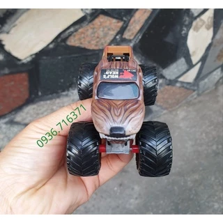 Mô hình xe tải quái vật Monster Jam Wolf's head MJ33 hàng Spin Master Canada