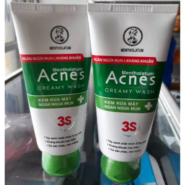 Sữa rửa mặt acnes