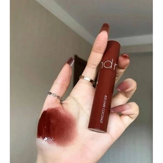 SON TINT BÓNG ROMAND MÀU 20 NÂU ĐẤT (Romand Juicy Lasting Tint #20 Dark Coconut)