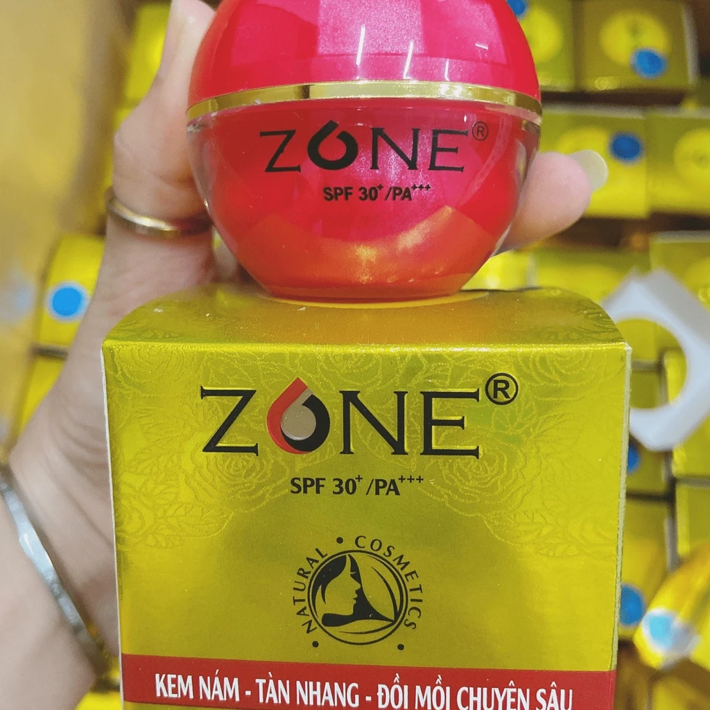 Kem Nám Tàn Nhang Đồi Mồi ZONE Dưỡng Trắng Da Se Khít Lỗ Chân Lông 10g