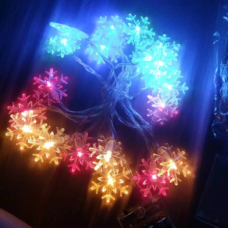 Solar Powered Christmas Garland Lights Outdoor, Waterproof Garden Flower Lighting, Home Decor photo review