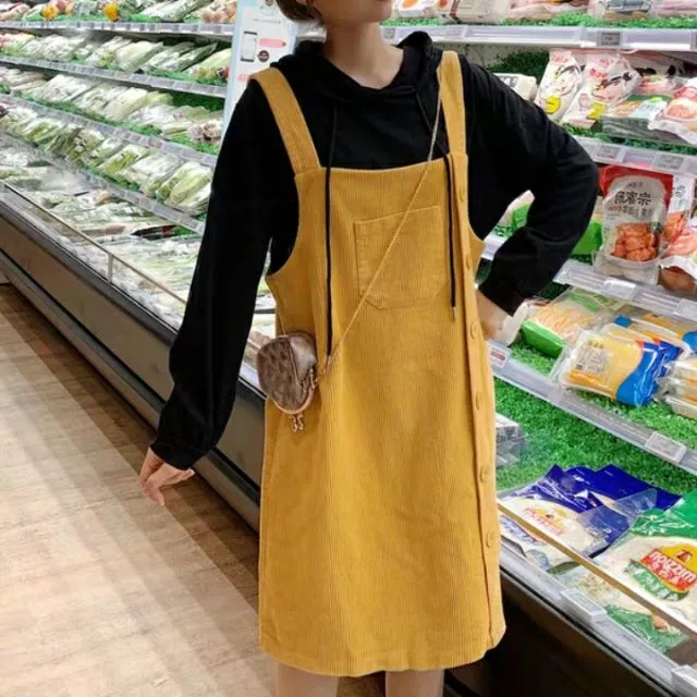Thanh lý váy yếm thiết kế.