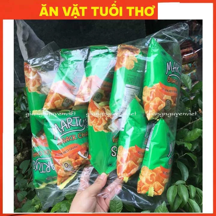 Bịch 10 gói bim bim snack Oishi chay vị da heo quay 12g/gói