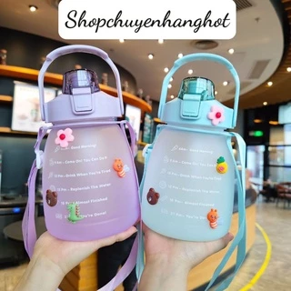 Bình Nước Nhựa Cao Cấp Dung Tích 1200ml Kèm Dây Đeo Cực Tiện Lợi Xinh Xắn Dễ Thương