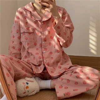 BN54_Bộ ngủ pijama dài tay họa tiết dâu tây cổ V phong cách ulzzang Hàn Quốc