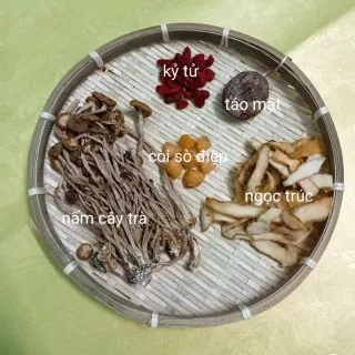 Canh nấm cây trà dưỡng sinh