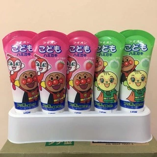Kem đánh răng trẻ em Lion 40g - Nhật Bản