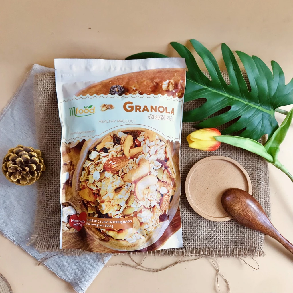 Ngũ Cốc Granola Ăn Kiêng MFOOD (70% Hạt) - Túi 500g