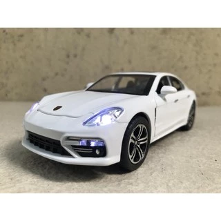 Mô hình xe PORSCHE Panamera 1:32