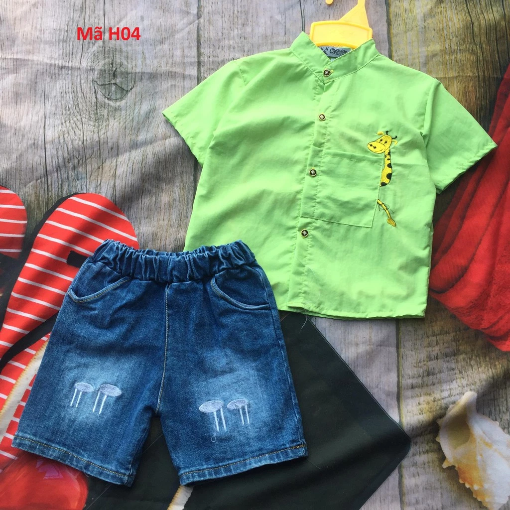 [hot] Bộ hươu cao cổ-quần jean màu xanh lá Hàn Quốc cho bé cực đẹp
