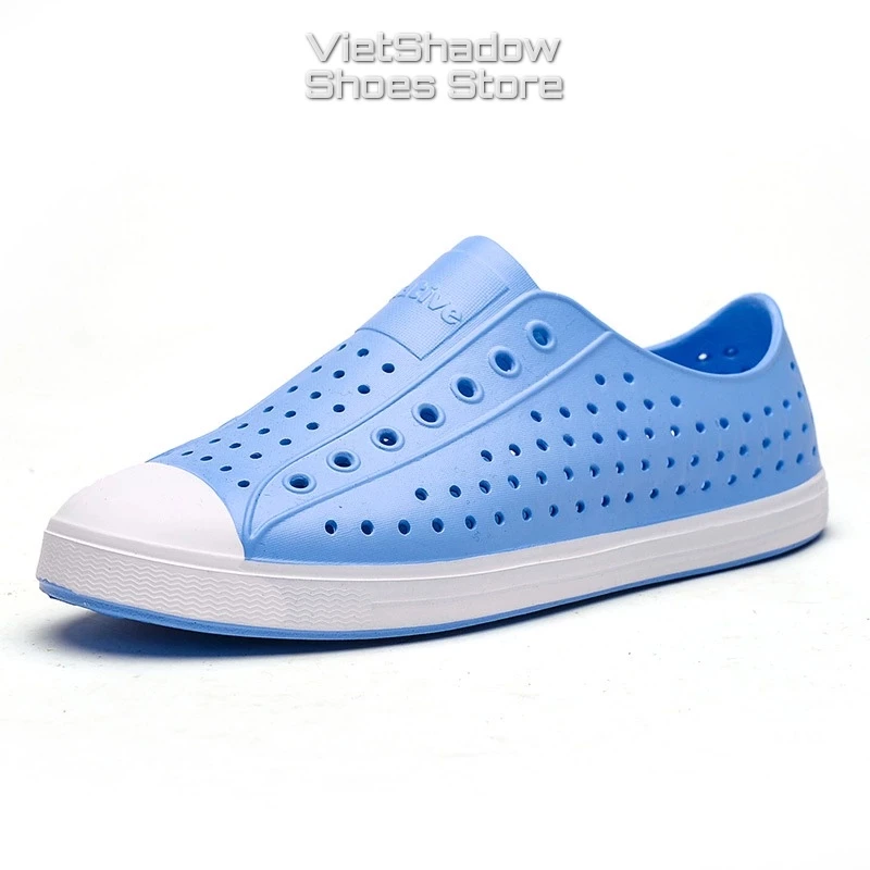 Giày nhựa siêu nhẹ WNC-NATIVE/LUCHI nam nữ - Chất liệu nhựa xốp EVA siêu nhẹ, không thấm nước - Màu Xanh biển trắng và x