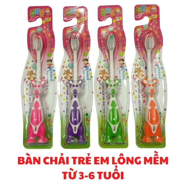 Bàn chải đánh răng cho bé, bàn chải đánh răng lông mềm Sky cho bé từ 3 tuổi - 6 tuổi (hình con chuột túi có đế hít)