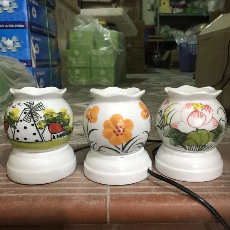 Đèn Xông Tinh Dầu Thơm Phòng Đuổi Muỗi Giá Xưởng Rẻ Nhất