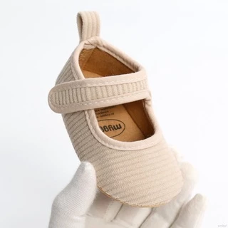 Đôi giày cotton chống trượt mềm mại kèm vớ cho bé gái mới biết đi