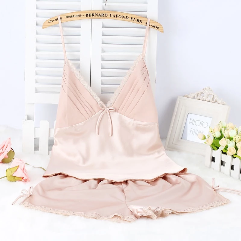 Bộ đồ ngủ có size lớn quyến rũ dành cho nữ