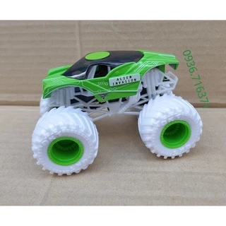 Mô hình xe tải quái vật Monster Jam MJ31 hàng Spin Master Canada