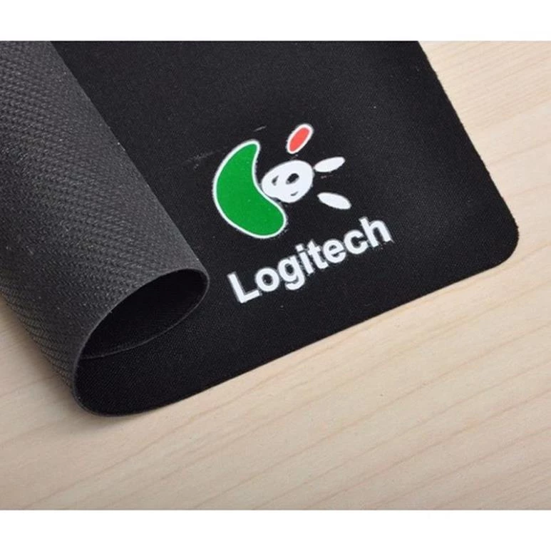 Lót chuột cỡ nhỏ 18x22cm (Logitech) - Màu đen giá cực rẻ