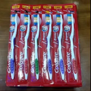 Bàn chải Colgate Premier Clean (giá bao bì 7k)