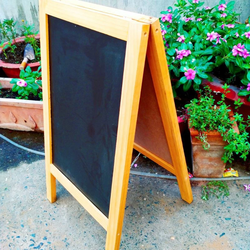 bảng menu 2 mặt nhỏ kích thước 50 x 80 cm