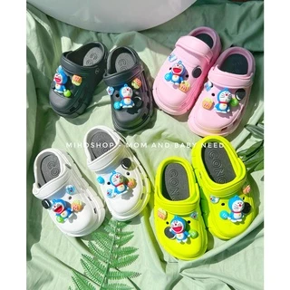 PHOM TO Loại 1 Dép Sục Dép Crocs Loại 1 Kèm Bộ Sticker Nổi DOREMON Siêu Đẹp Cho Bé