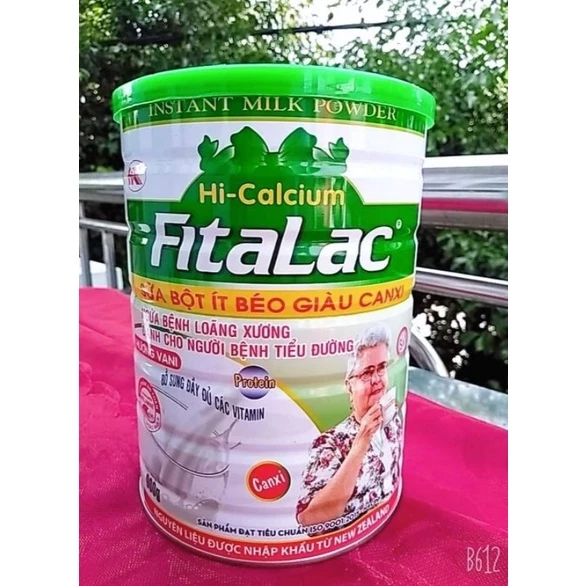 Sữa bột Fitalac Hi-canxi 900g: Giàu canxi ít béo, ngừa loãng xương, tiểu đường