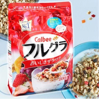 Ngũ cốc trái cây Calbee 750g