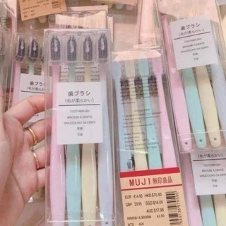 Hộp 4 bàn chải đánh răng lúa mạch Muji