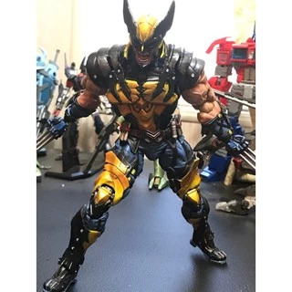 Mô hình Wolverin Play Arts Kai Trung Quốc - cao khoang 26cm