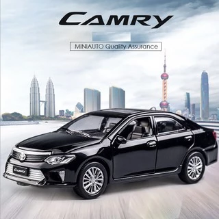 Xe đồ chơi ô tô mô hình camry 2.4G đồ chơi trẻ em bằng sắt có âm thanh và đèn mở được cửa