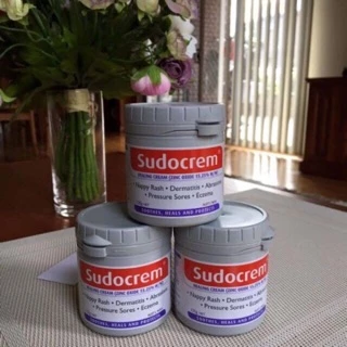 Kem hăm tã Sudocrem 60g của Anh cho bé