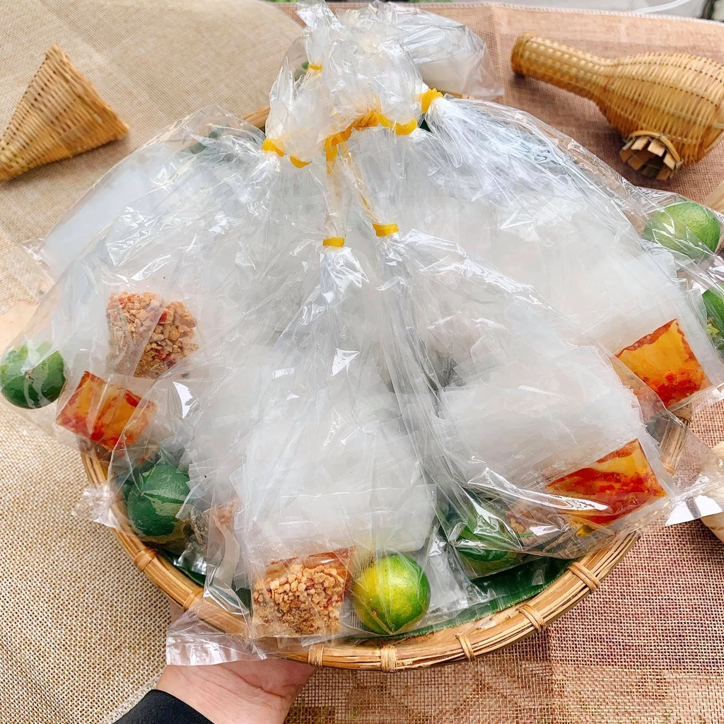 Bánh tráng sate tắc phơi sương xâu 10 bịch