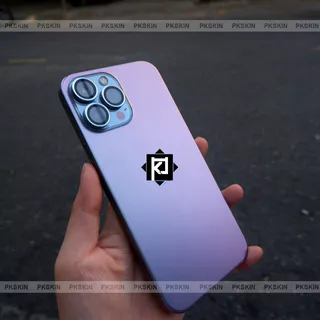 Miếng dán skin full viền iphone 11 , iphone 12 ,iphone xs, xs max ,iphone 13 pro max , 14 pro, 14 pro max tím chuyển màu