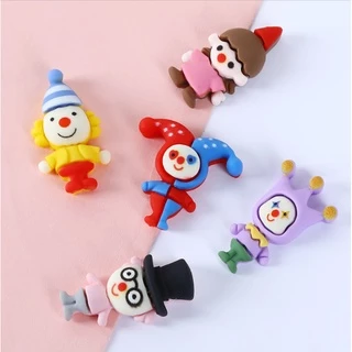 Mẫu charm các chú hề Clown trang trí vỏ ốp điện thoại, dán Jibbitz, kẹp tóc, DIY