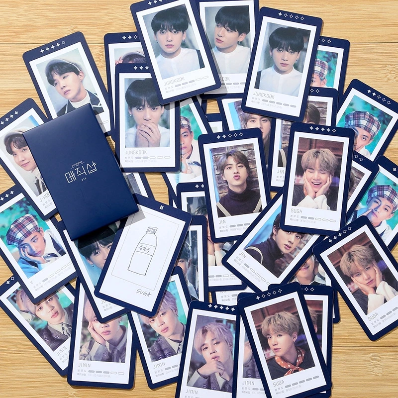 Set ảnh thẻ kỷ niệm 6 năm thành lập của nhóm BTS