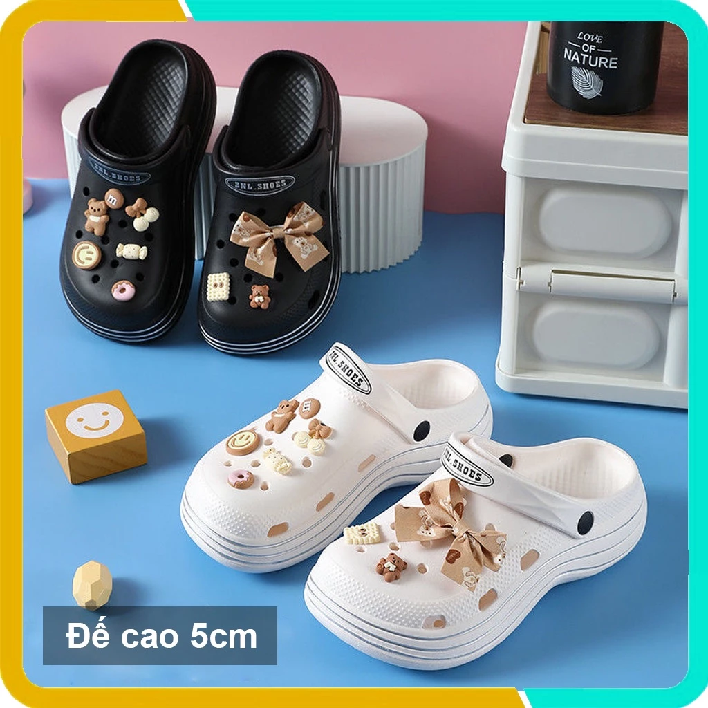 Dép Bánh Mì Cross ZNT Đế Cao 5cm, Hình Gấu Trẻ Trung, Kèm Bộ Sticker Như Hình, Mẫu Hot Trong Năm