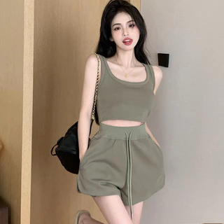 Set Áo Thun Ba Lỗ Cổ Chữ U Màu Sắc Trơn Và Quần Short Thể Thao Thời Trang Mùa Hè Cho Nữ