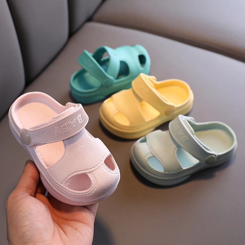 Giày Sandal Đế Mềm Chống Trượt Dành Cho Bé Trai Và Bé Gái