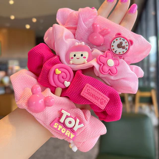 🌺🌺Dây buộc tóc gấu dâu đính charm dễ thương cho nữ - Dây cột tóc Scrunchies gấu dâu xinh xắn